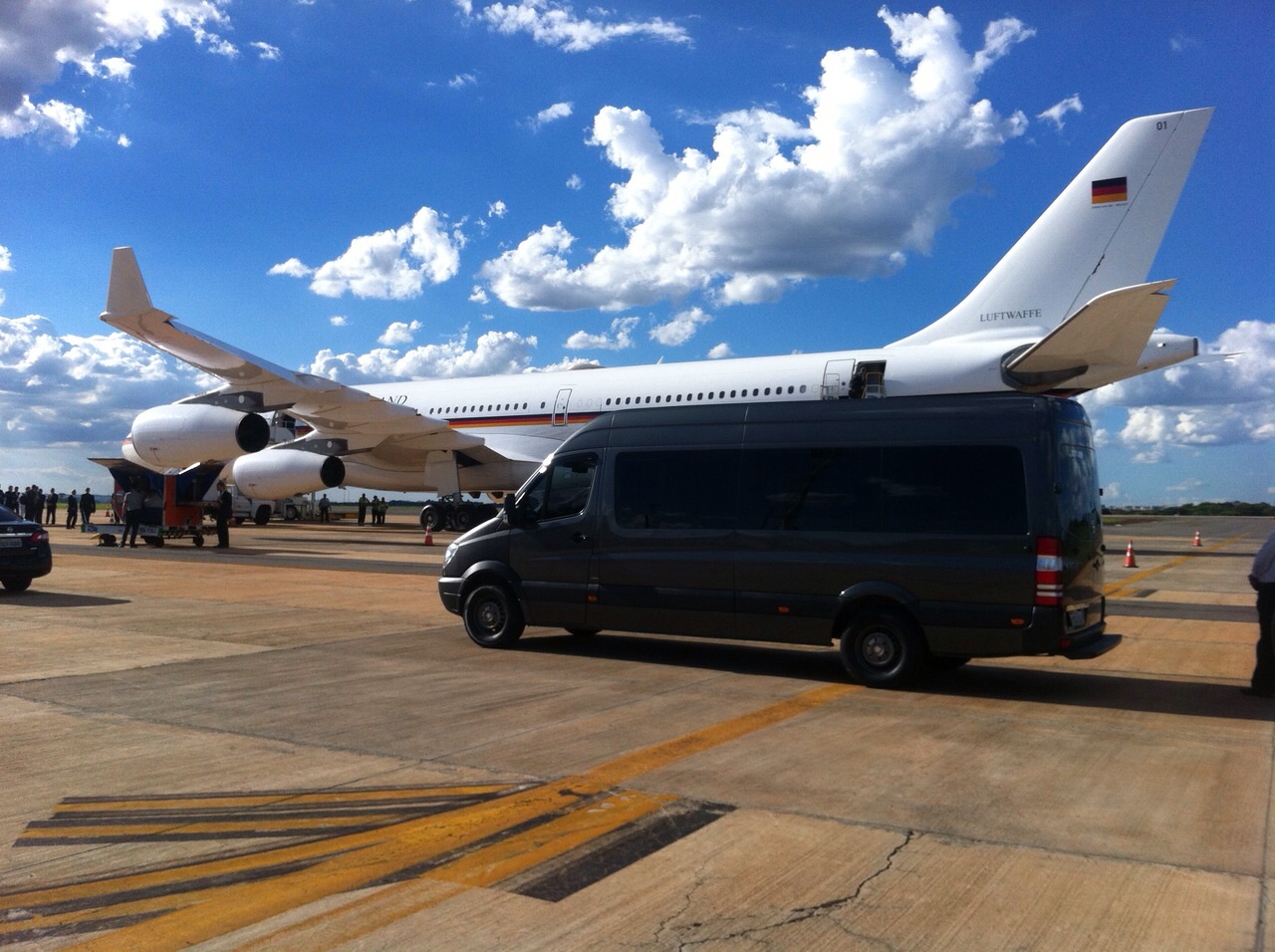 Aluguel carros blindados - Brasília Tour