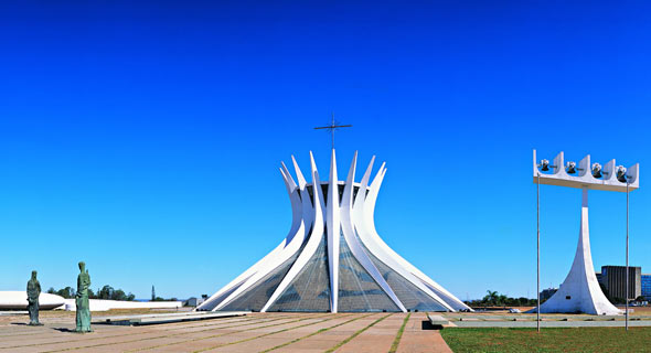 Aluguel carros blindados - Brasília Tour